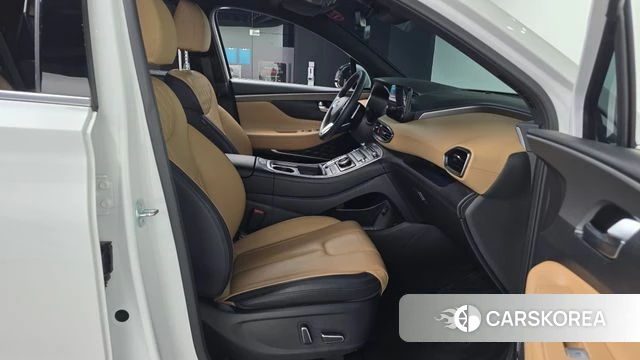 Hyundai The New Santa Fe 2023 Белый из Кореи, фото 2