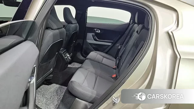 Polestar Polestar 2 2022 Золотой из Кореи, фото 2