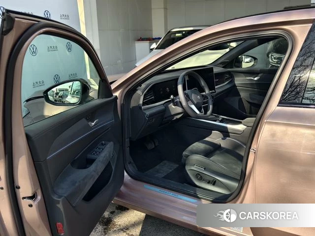 Volkswagen Passat 2024 Другой из Китая, фото 2
