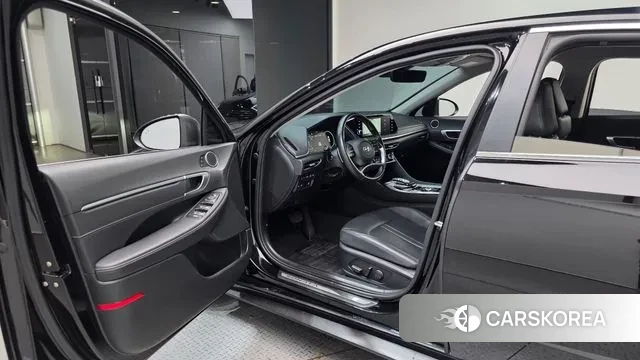 Hyundai Sonata Hybrid (DN8) 2022 Черный из Кореи, фото 2