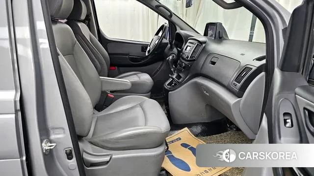 Hyundai The New Grand Starex 2018 Серебряный из Кореи, фото 2