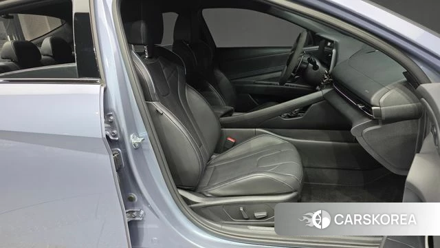 Hyundai The New Avante (CN7) 2024 Небесно-голубой из Кореи, фото 2