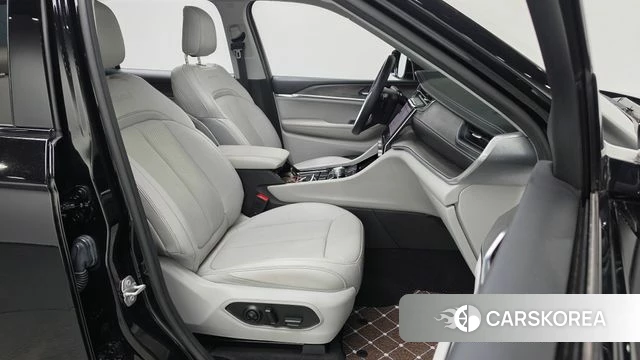 Jeep Grand Cherokee (WL) 2021 Черный из Кореи, фото 2