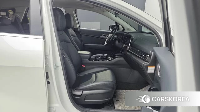 Kia Sportage 5th Generation Hybrid 2022 Белый из Кореи, фото 2