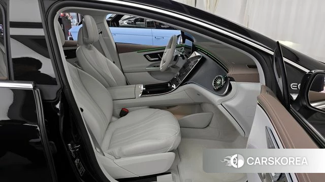 Mercedes-Benz EQE V295 2023 Черный из Кореи, фото 2