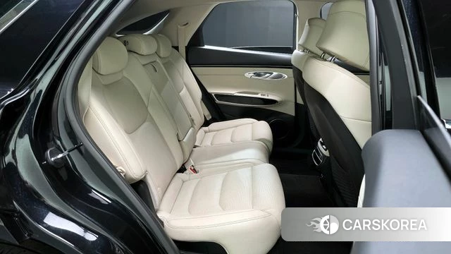 Genesis GV70 2021 Черный из Кореи, фото 2
