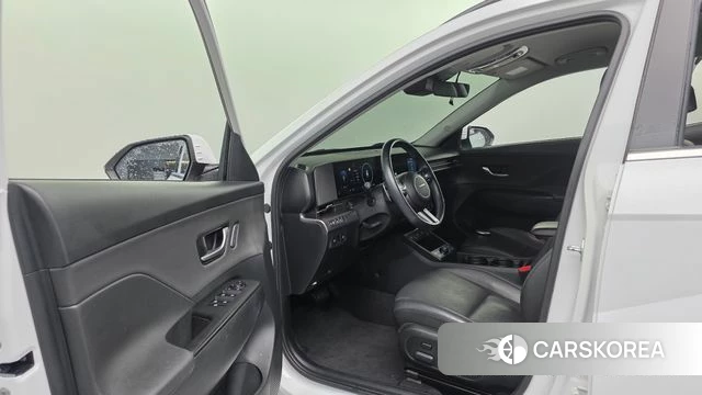Hyundai Kona (SX2) 2023 Белый из Кореи, фото 2