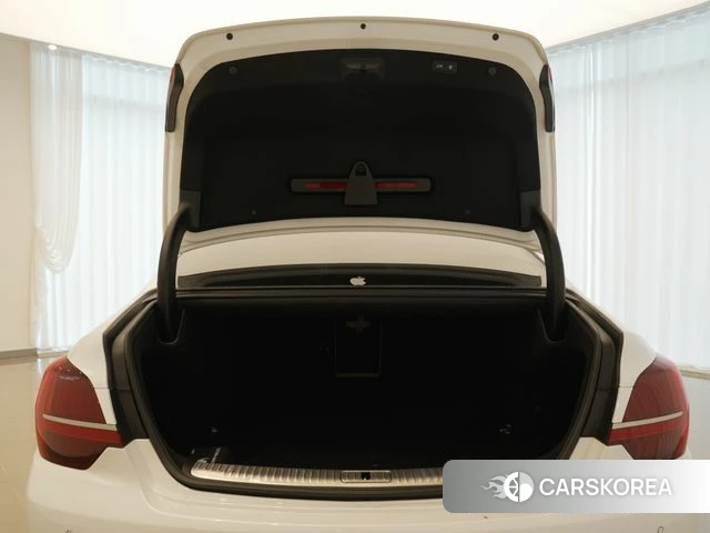 Kia The New K9 2nd generation 2022 Белый из Кореи, фото 2