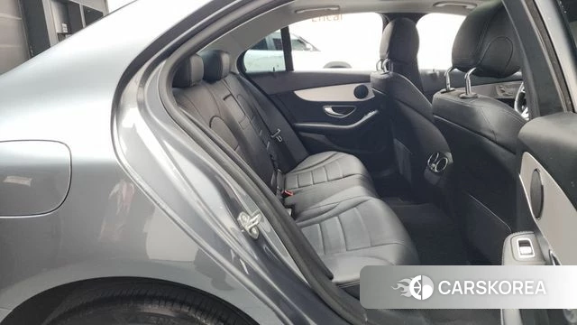 Mercedes-Benz C-Class W205 2020 Серый из Кореи, фото 2