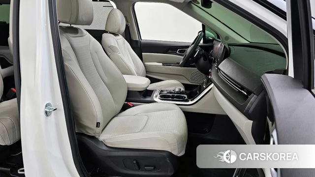 Kia Carnival 4th generation 2023 Белый из Кореи, фото 2