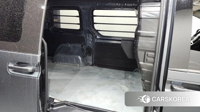 Hyundai Staria 2022 Серый из Кореи, фото 2