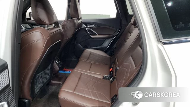 BMW X1 (U11) 2024 Белый из Кореи, фото 2