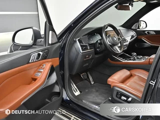 BMW X7 (G07) 2022 Черный из Кореи, фото 2