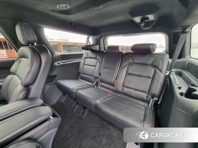 Lincoln Navigator 4th generation 2025 Черный из Кореи, фото 2