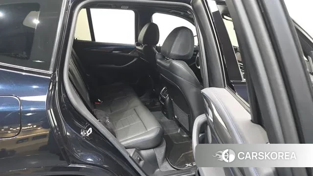 BMW iX3 2023 Черный из Кореи, фото 2