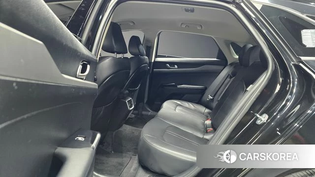 Kia K5 3rd generation 2023 Черный из Кореи, фото 2