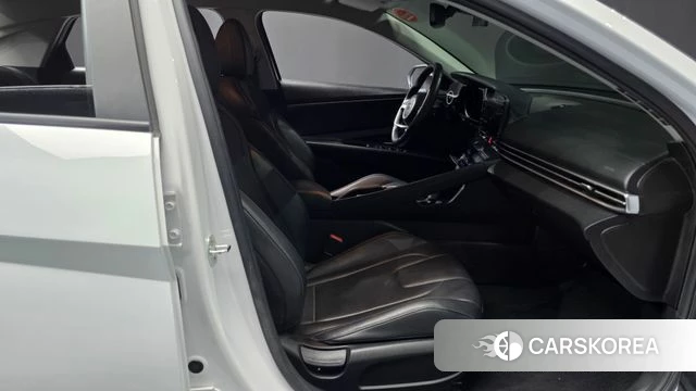 Hyundai Avante (CN7) 2021 Белый из Кореи, фото 2