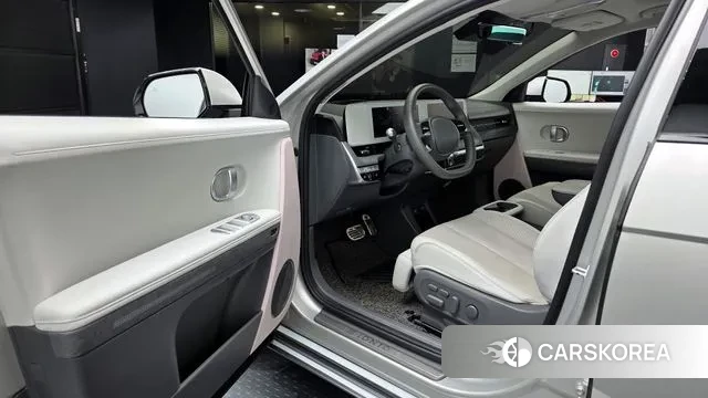 Hyundai Ionic 5 2021 Серебристо-серый из Кореи, фото 2
