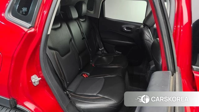 Jeep Compass 2nd Generation 2018 Красный из Кореи, фото 2