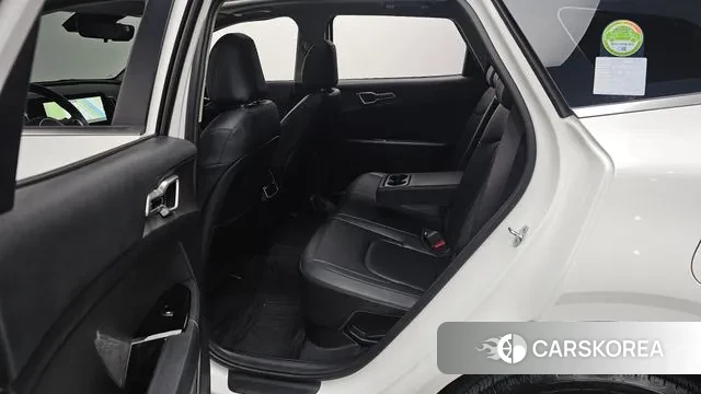 Kia Sportage 5th Generation Hybrid 2021 Белый из Кореи, фото 2