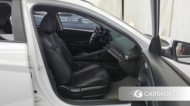 Hyundai Avante (CN7) 2021 Белый из Кореи, фото 2