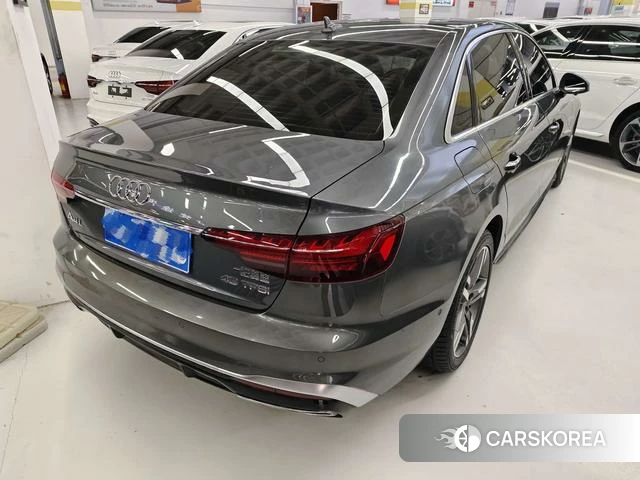 Audi A4L 2021 Темно-серый из Китая, фото 2