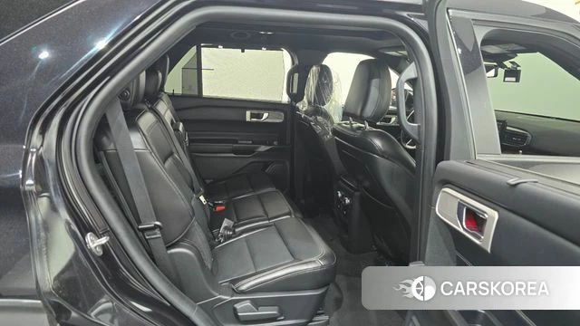 Ford Explorer 6th Generation 2020 Черный из Кореи, фото 2