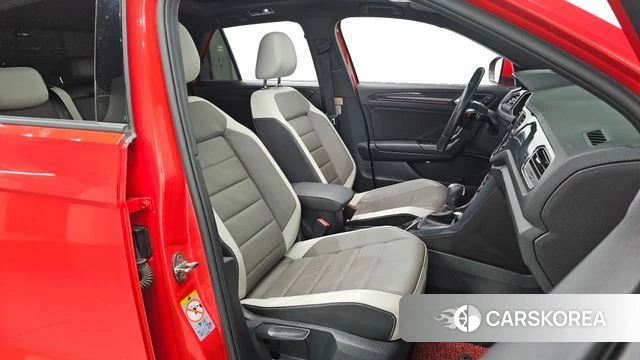 Volkswagen T-Roc 2021 Красный из Кореи, фото 2