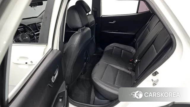 Kia Stonic 2019 Белый из Кореи, фото 2