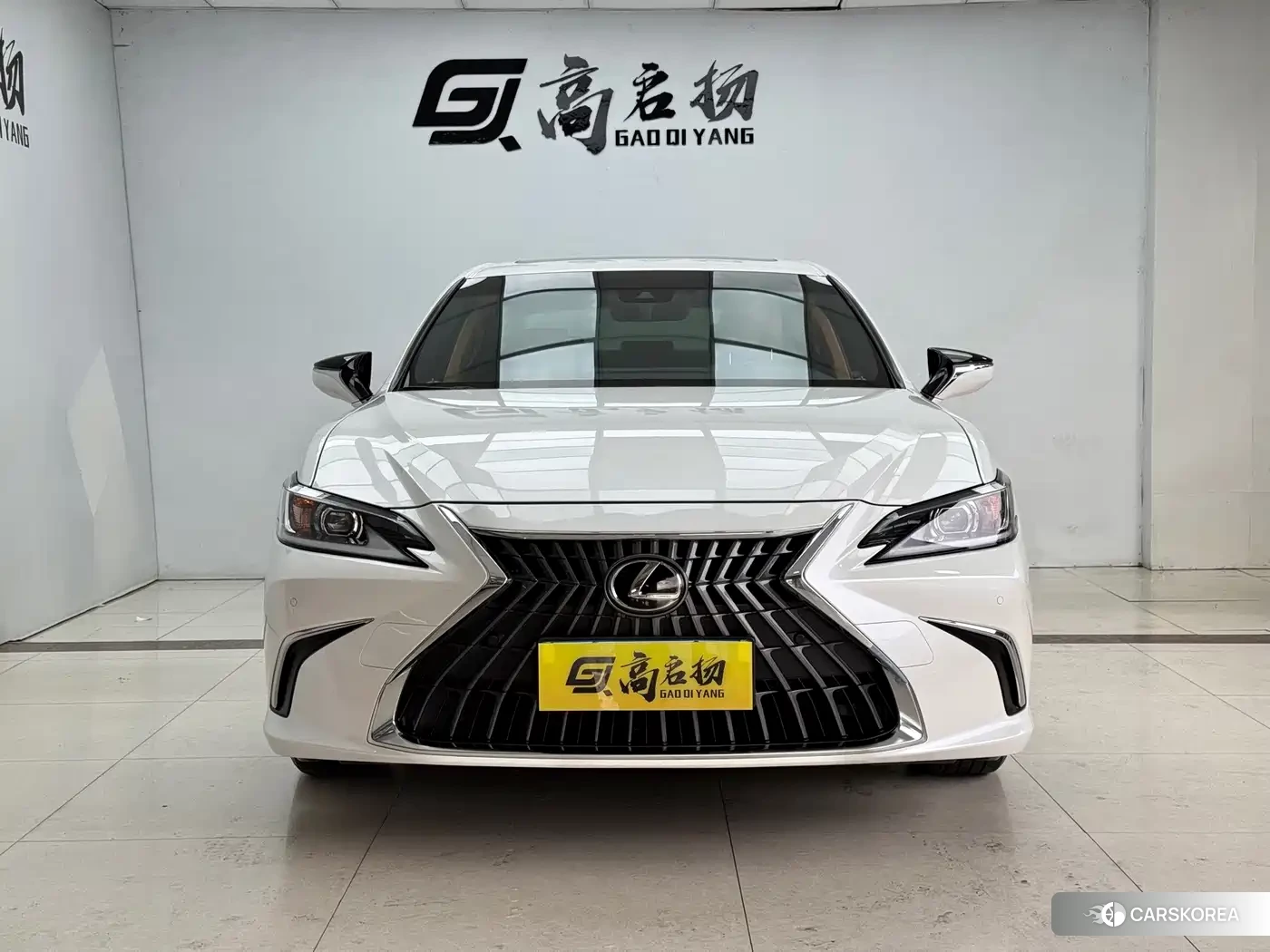 Lexus ES 2024 Белый из Китая, фото 2