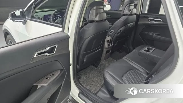 Kia Sportage 5th Generation 2024 Белый из Кореи, фото 2