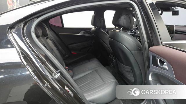Genesis G70 2019 Черный из Кореи, фото 2