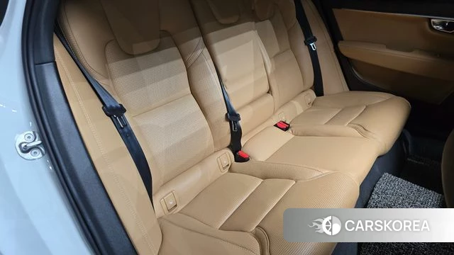 Volvo S90 2023 Белый из Кореи, фото 2