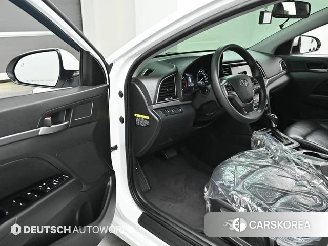 Hyundai Avante AD 2018 Белый из Кореи, фото 2