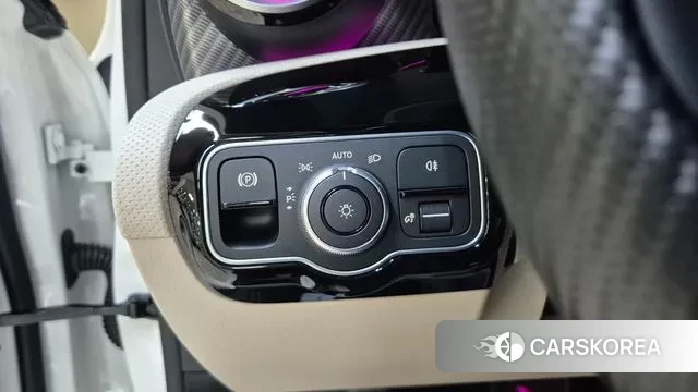 Mercedes-Benz A-Class W177 2025 Белый из Кореи, фото 2