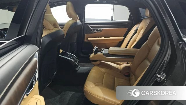 Volvo S90 2022 Серый из Кореи, фото 2