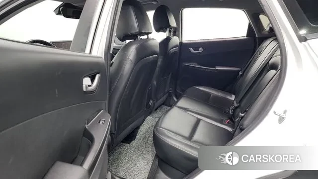 Hyundai The New Kona 2022 Белый из Кореи, фото 2