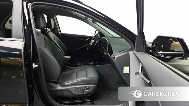 Kia Di All New Niro EV 2023 Черный из Кореи, фото 2