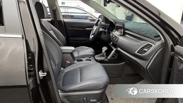 Kia Seltos 2022 Черный из Кореи, фото 2