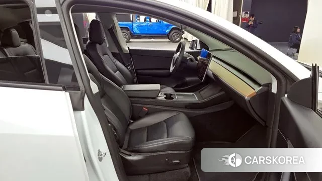 Tesla Model Y 2022 Белый из Кореи, фото 2