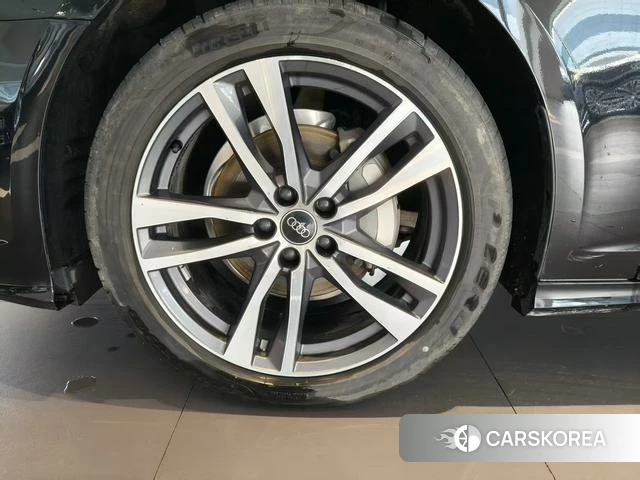 Audi A6L 2025 Черный из Китая, фото 2