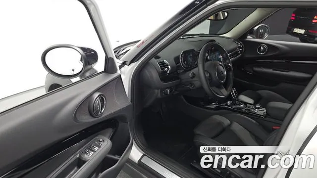 Mini Cooper Clubman 2023 Белый из Кореи, фото 2