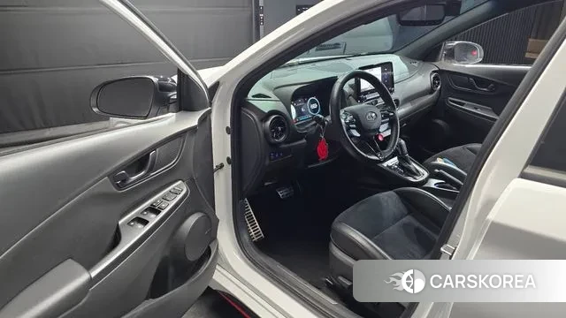 Hyundai The New Kona 2021 Белый из Кореи, фото 2