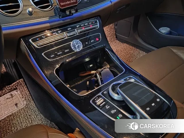 Mercedes-Benz E-Class W213 2019 Черный из Кореи, фото 2