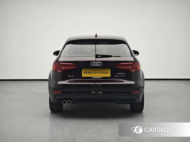Audi A3 2018 Красный из Китая, фото 2