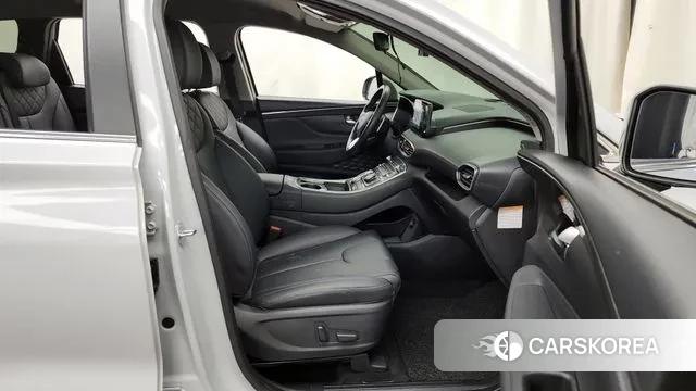 Hyundai The New Santa Fe 2022 Белый из Кореи, фото 2