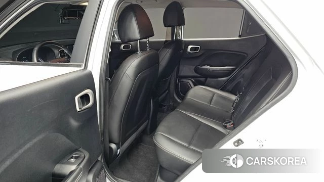 Hyundai Venue 2021 Белый из Кореи, фото 2