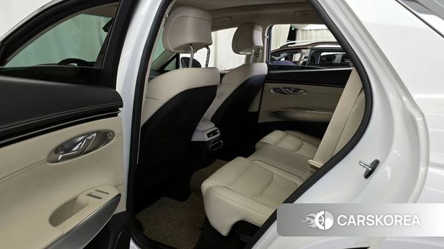 Genesis GV70 2021 Белый из Кореи, фото 2