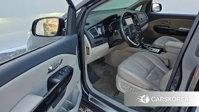 Kia The New Carnival 2018 Серый из Кореи, фото 2