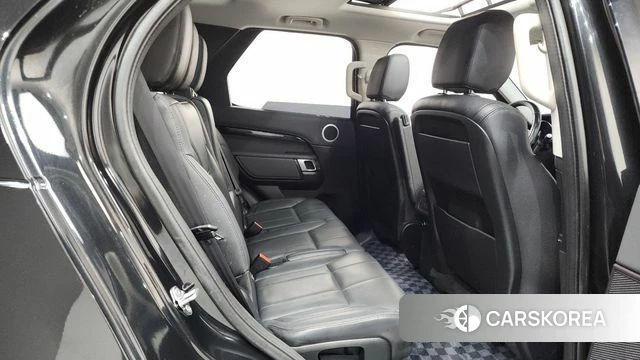 Land Rover Discovery 5 2018 Черный из Кореи, фото 2